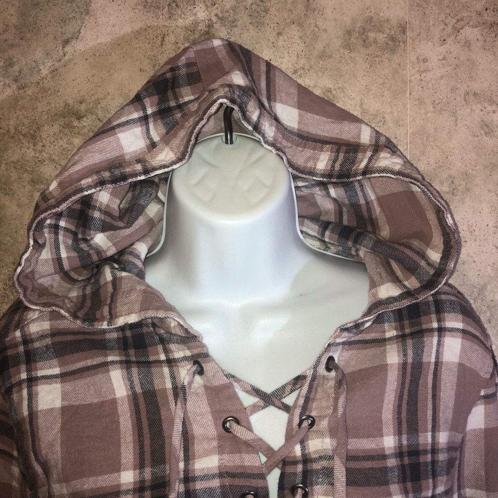Rue 21 Long Sleeve Tie-Front Plaid Hoodie Top - Picture 2 of 10